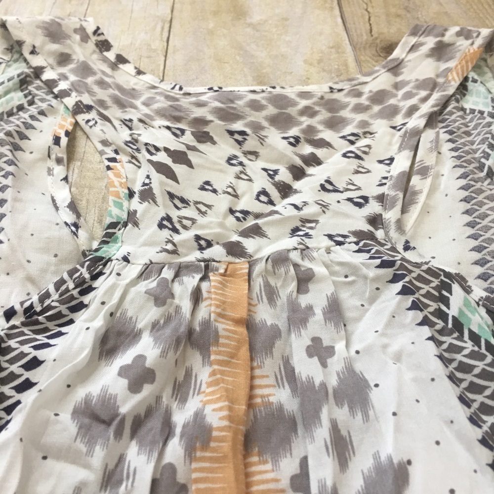 Charming Charlie Print Tank - Picture 6 of 6